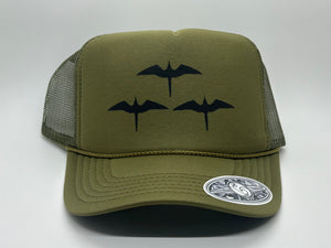 'IWA Pūkolu Trucker (Olive+Black Bird)