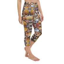 Load image into Gallery viewer, Kaipū Shell Capri Leggings