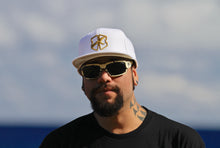 Load image into Gallery viewer, H White Snapback (Gold Embroidery)