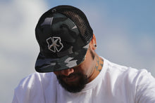 Load image into Gallery viewer, Iconic H Dark Camo Snapback