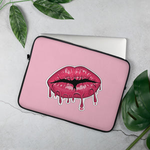 Kiss of the 'Iwa 'Juicyyy' Laptop Sleeve
