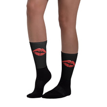 Load image into Gallery viewer, Kiss of the &#39;Iwa Socks in Ka&#39;iwakīloumoku-Black