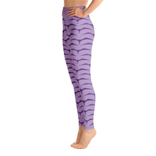 Load image into Gallery viewer, &#39;IWA Mermaid Scales Wāhine Leggings (Purple)