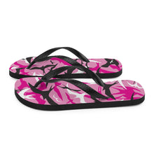 Load image into Gallery viewer, Camo &#39;IWA Pink Slippers