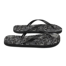 Load image into Gallery viewer, Camo Islands Pohaku Slippers